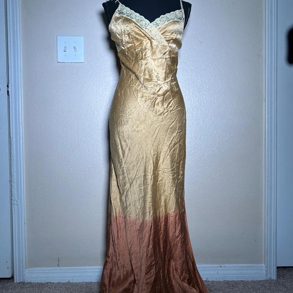 Valerie Stevens Satin Maxi Slip Dress Gold Ombre Lace Trim Y2K Medium